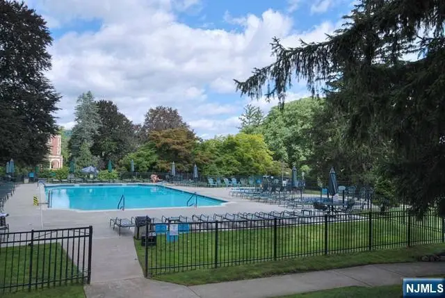 5104 Rio Vista, Mahwah, NJ 07430 - Image #3