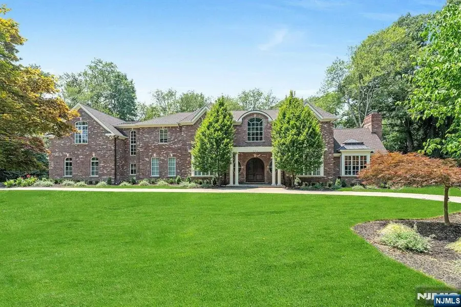 356 Indian Trail Drive, Franklin Lakes, NJ 07417 - Image #2