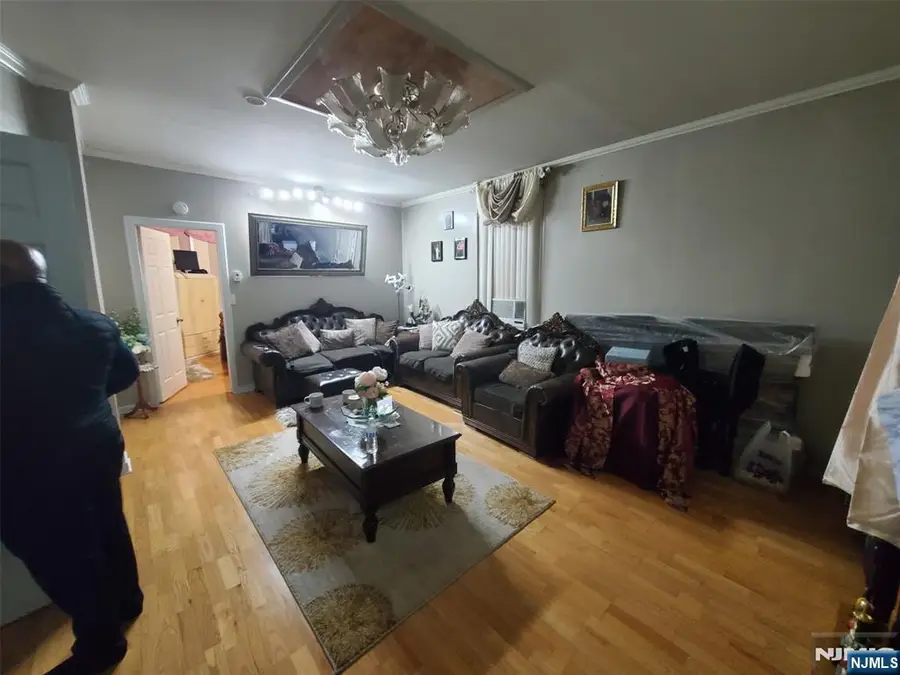 322 Clifton Avenue, Newark, NJ 07104 - Image #3