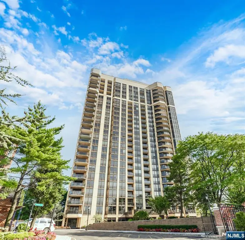 900 Palisade Avenue 2104, Fort Lee, NJ 07024 - Image #1