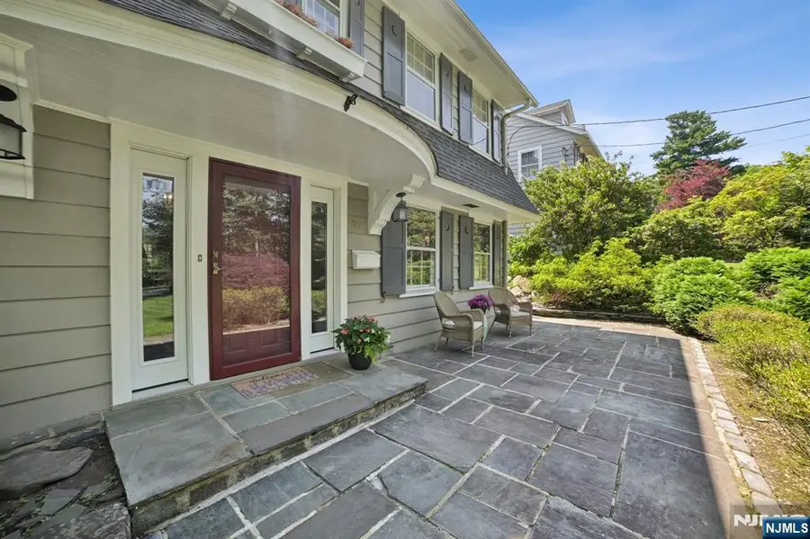 97 Mount Prospect Avenue, Verona, NJ 07044 - Image #3