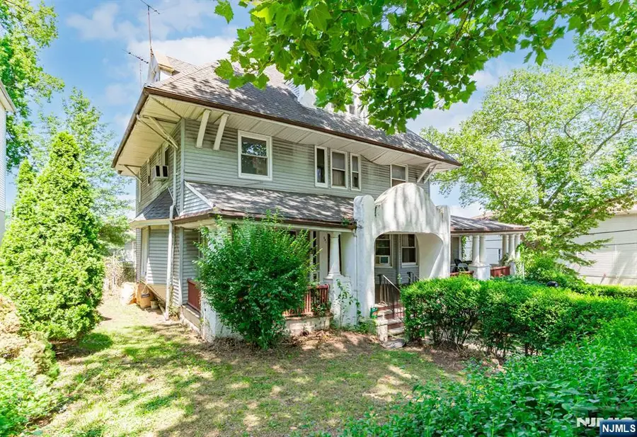 253 Meeker Avenue, Newark, NJ 07112 - Image #2