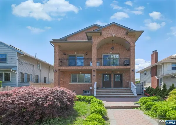 72 Brinkerhoff Terrace, Palisades Park, NJ 07650