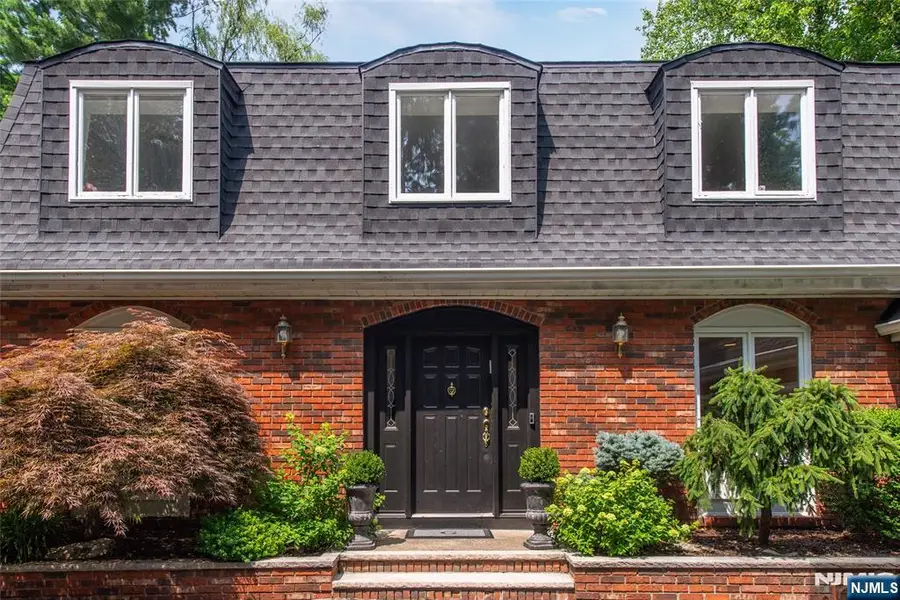 50 Edwards Road, Clifton, NJ 07013 - Image #3