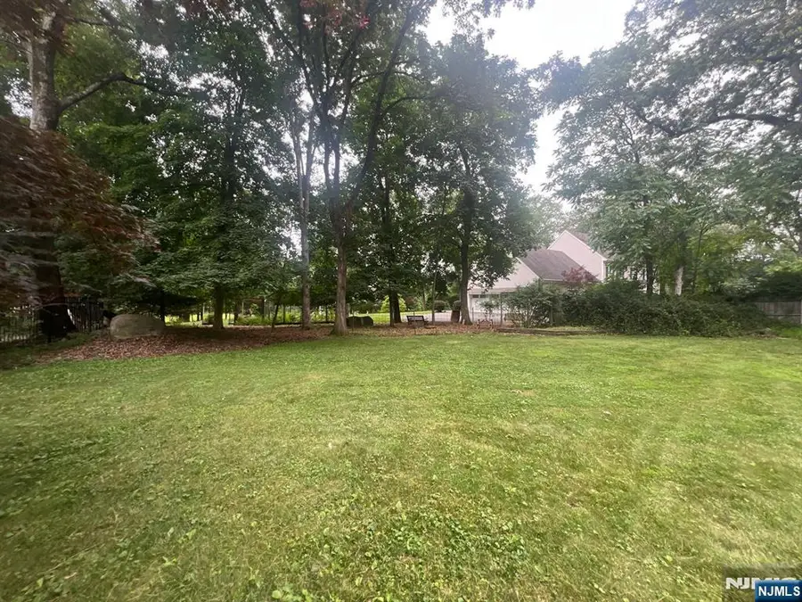 37 Roth Avenue, Oakland, NJ 07417 - Image #2
