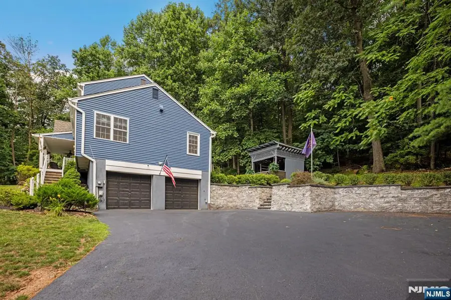 22 Brandywine, Green Brook, NJ 08812 - Image #2