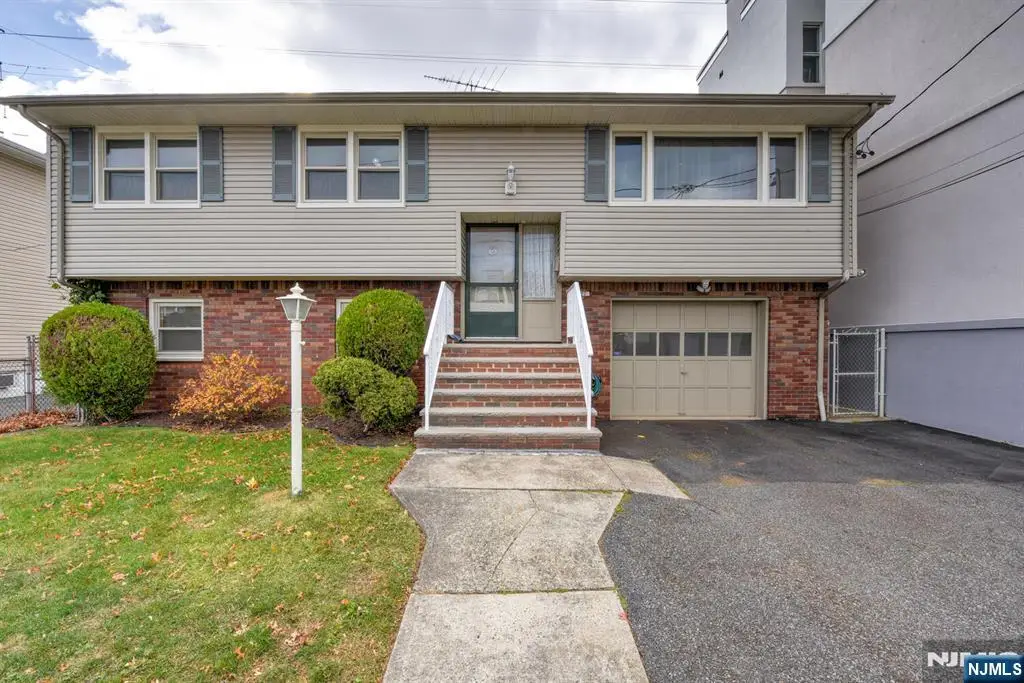 27 Carmer Avenue, Belleville, NJ 07109 - Image #1