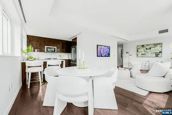 800 Ave At Port Imperial Boulevard 821, Weehawken, NJ 07086