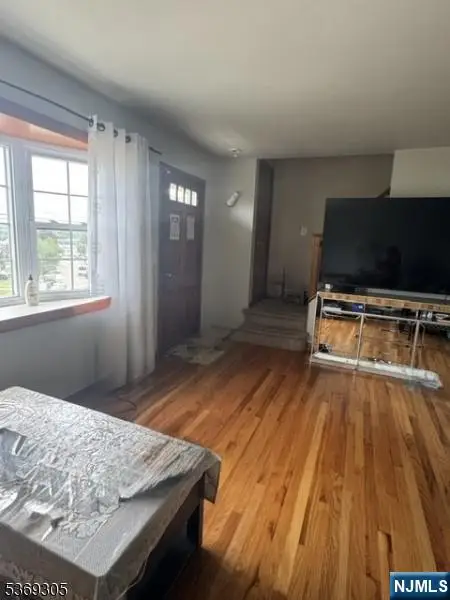 59 Susan Court, Clifton, NJ 07012 - Image #2