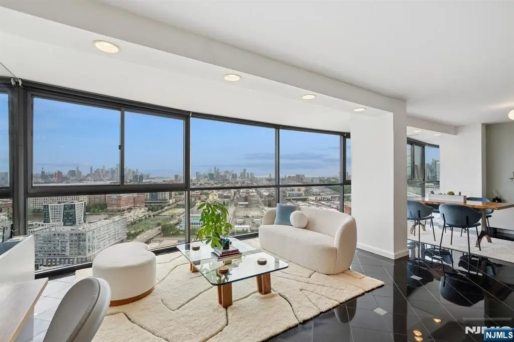 380 Mountain 1012, Union City, NJ 07087 - Image #1