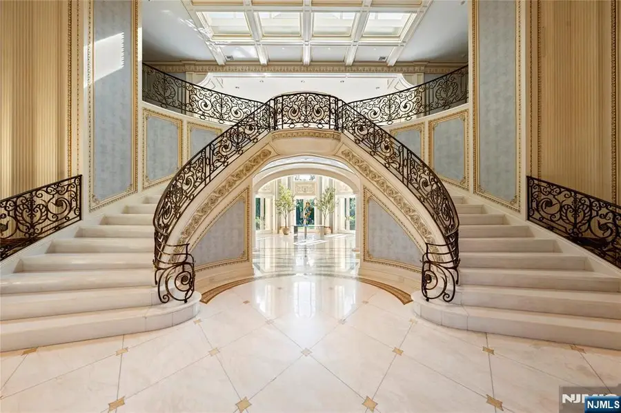 31 Rio Vista Drive, Alpine, NJ 07620 - Image #2