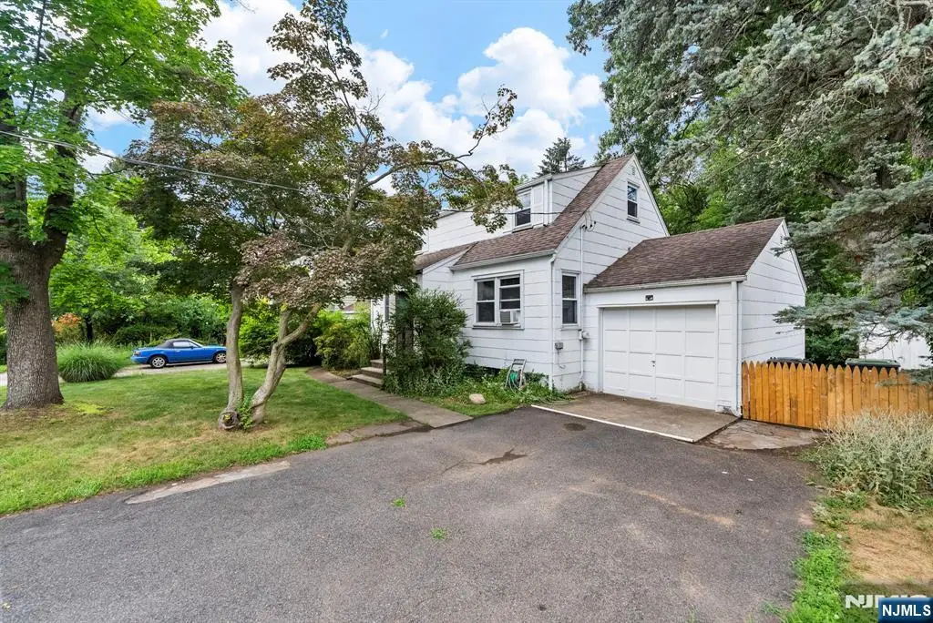 305 E Main Street, Bergenfield, NJ 07621 - Image #1