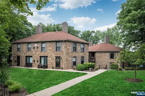 181 Long Hill Road 8-3, Little Falls, NJ 07424