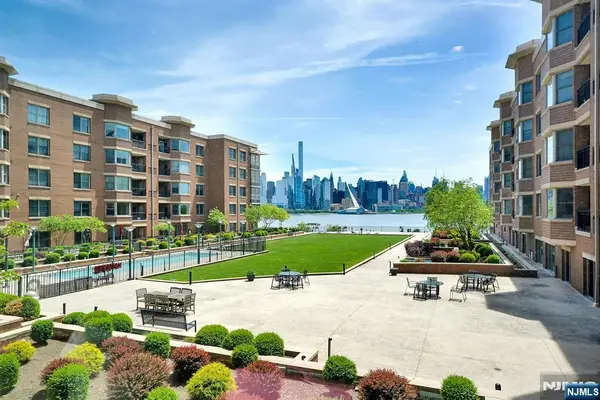 20 Ave At Port Imperial 217, West New York, NJ 07093