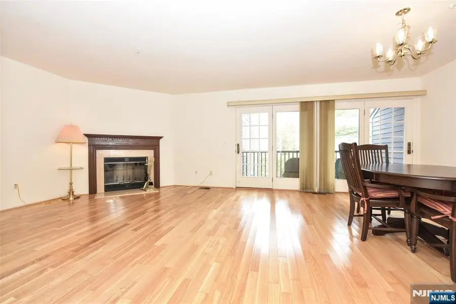 339 Cambridge Drive, Ramsey, NJ 07446 - Image #2