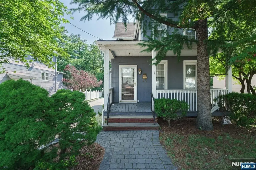 131 Prospect Avenue, Bergenfield, NJ 07621 - Image #1