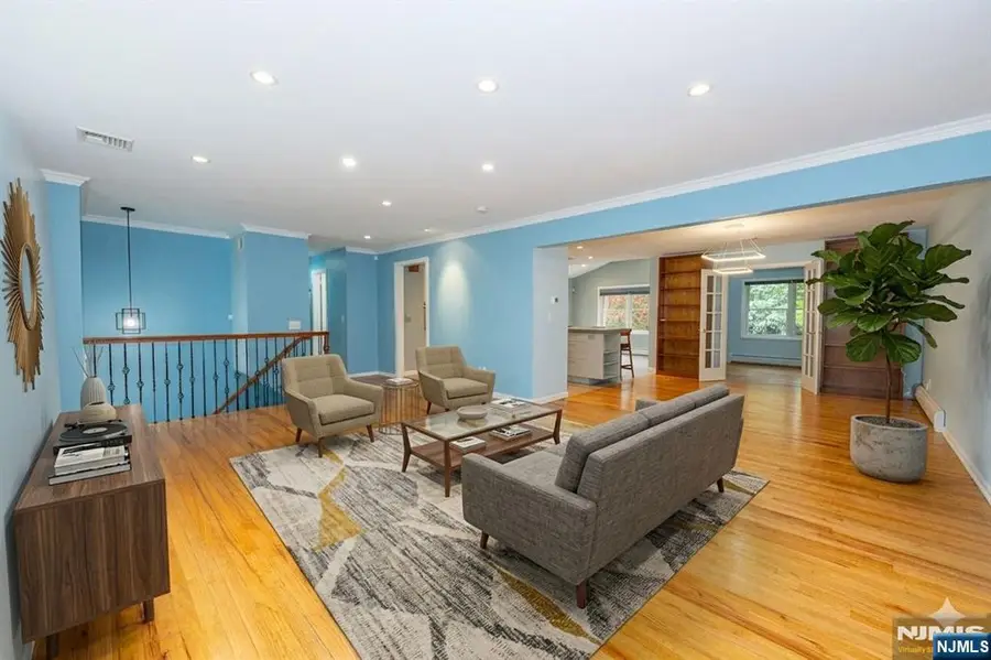 11 Michael Street, Woodcliff Lake, NJ 07677 - #3