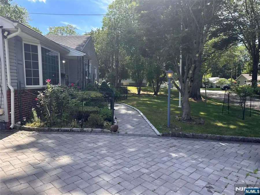 26 Garnett Place, Norwood, NJ 07648 - Image #3