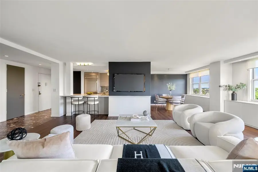 2200 N Central Road 12F, Fort Lee, NJ 07024 - Image #2