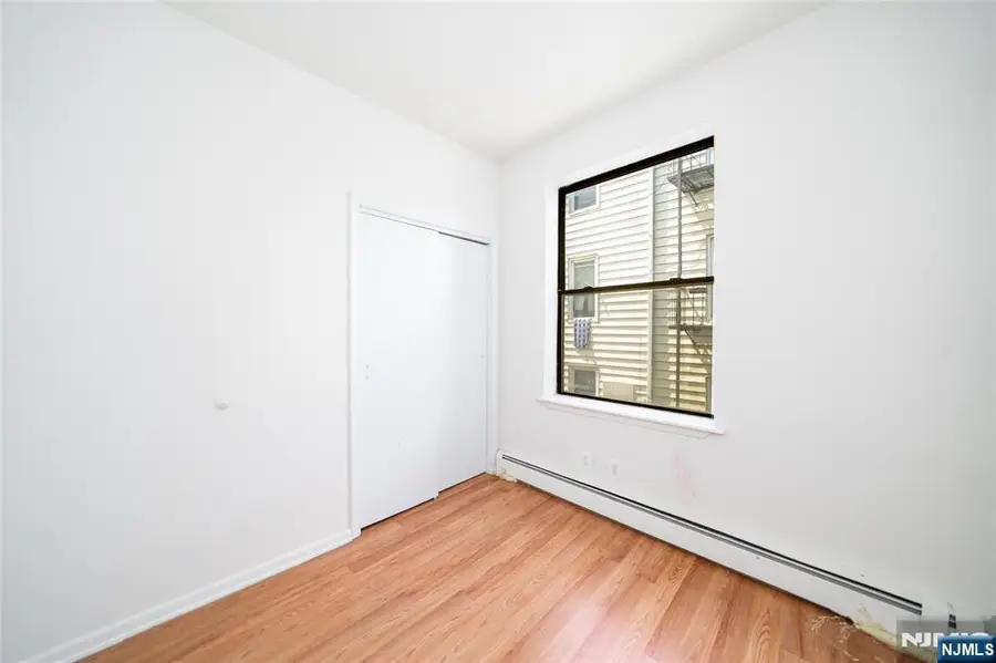 171 Old Bergen Road 201, Jersey City, NJ 07305 - Image #3