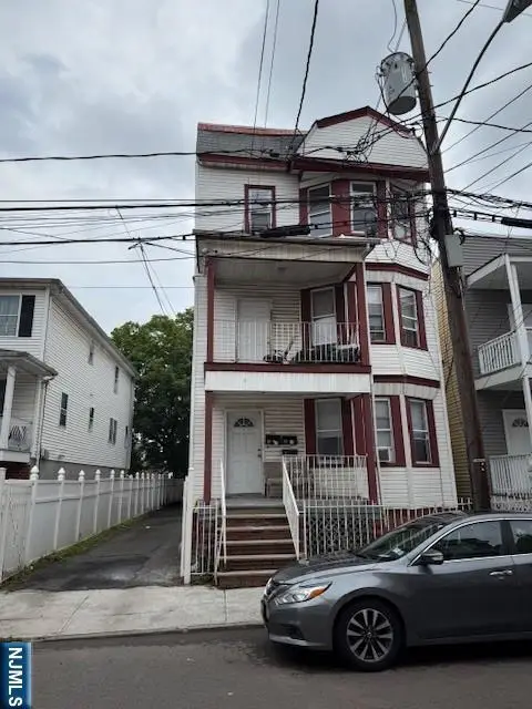 420 Jelliff Avenue, Newark, NJ 07112 - #1