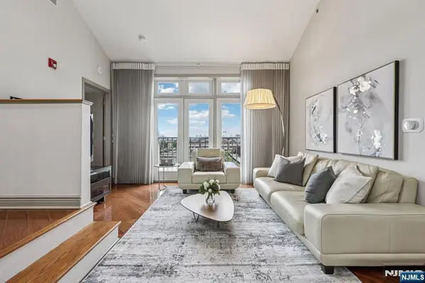 7400 River Road 409, North Bergen, NJ 07047