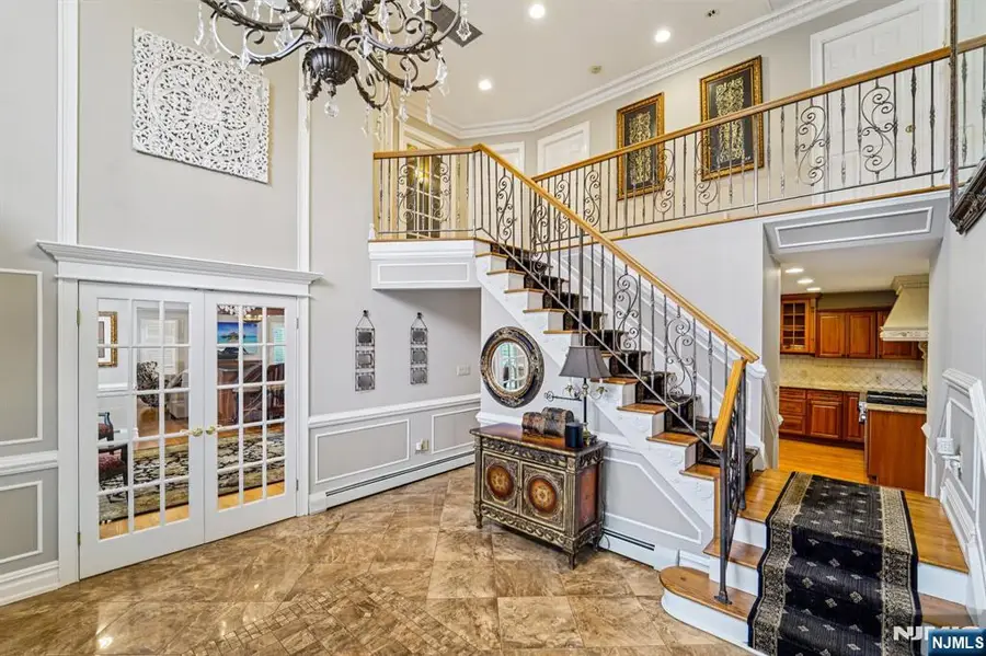 840 Stonewall Court, Franklin Lakes, NJ 07417 - Image #2