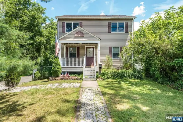 518 Eagle Rock Avenue, Roseland, NJ 07068