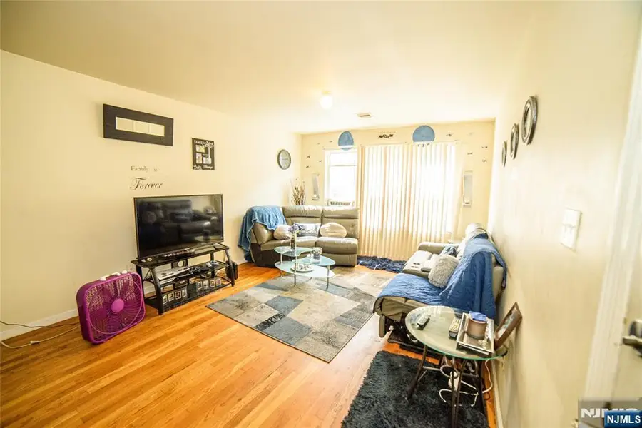 629 18th Street, Newark, NJ 07103 - Image #3