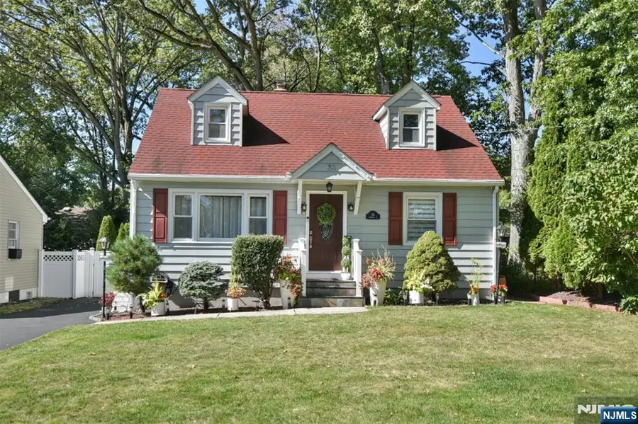 34 Nordham Street, Waldwick, NJ 07463 - Image #2