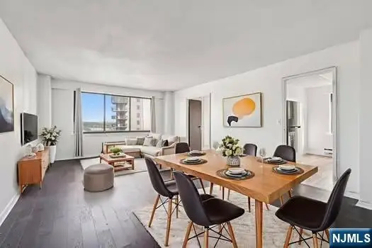 307 Prospect Avenue 16A, Hackensack, NJ 07601 - Image #1