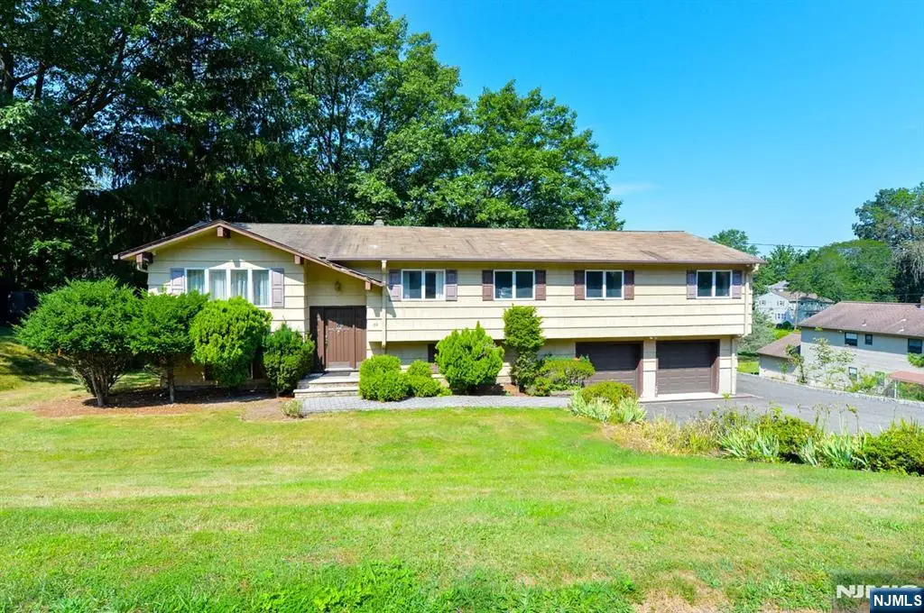 69 Normandy Drive, Wayne, NJ 07470 - #1