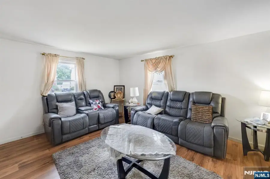 14 James Court, Lodi, NJ 07644 - Image #3