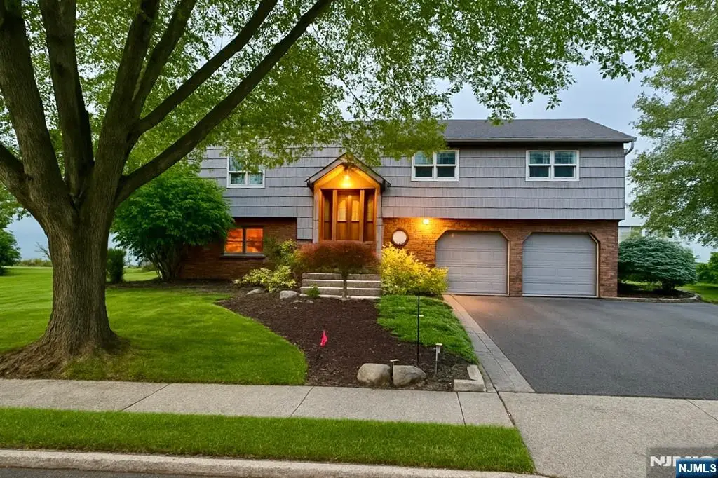 104 Trinity Court, Paramus, NJ 07652 - Image #1