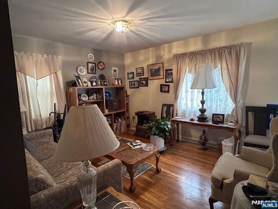 266 Hamilton Road, Teaneck, NJ 07666 - Image #3