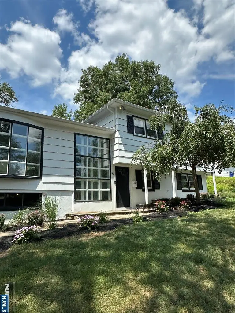 15 Korwel Circle, West Orange, NJ 07052 - #1
