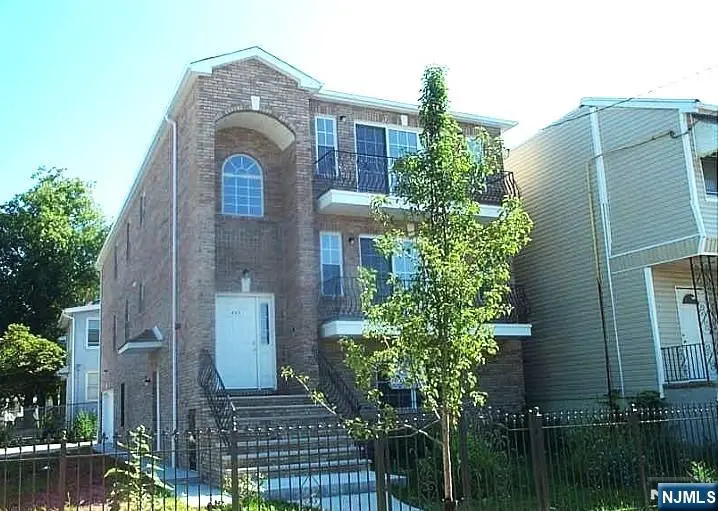 471 Hawthorne Avenue, Newark, NJ 07112 - Image #1