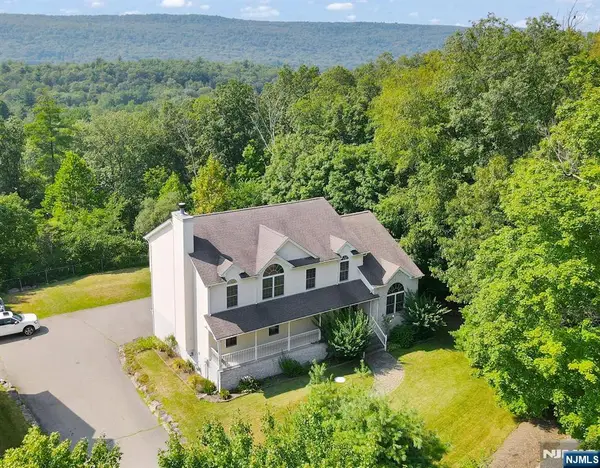 1731 Macopin Road, West Milford, NJ 07480