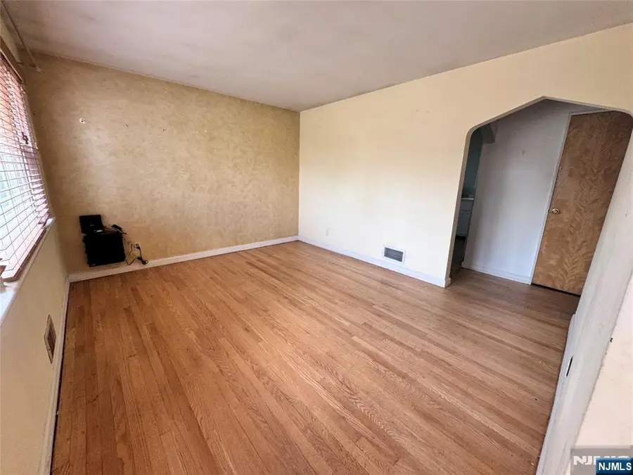 23 Center Court, Garfield, NJ 07026 - Image #2