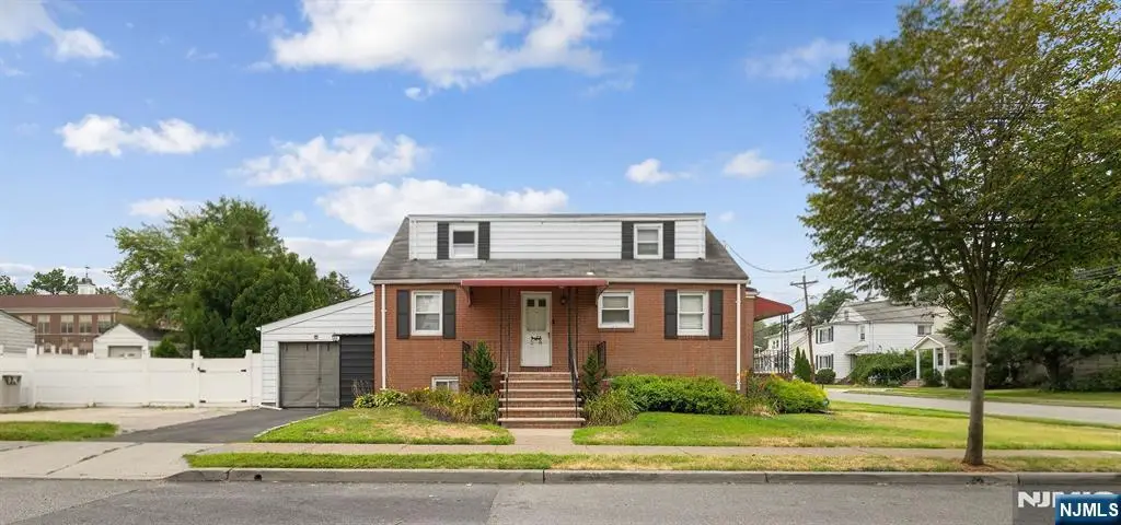 28 High Park Place, Clifton, NJ 07011 - #1