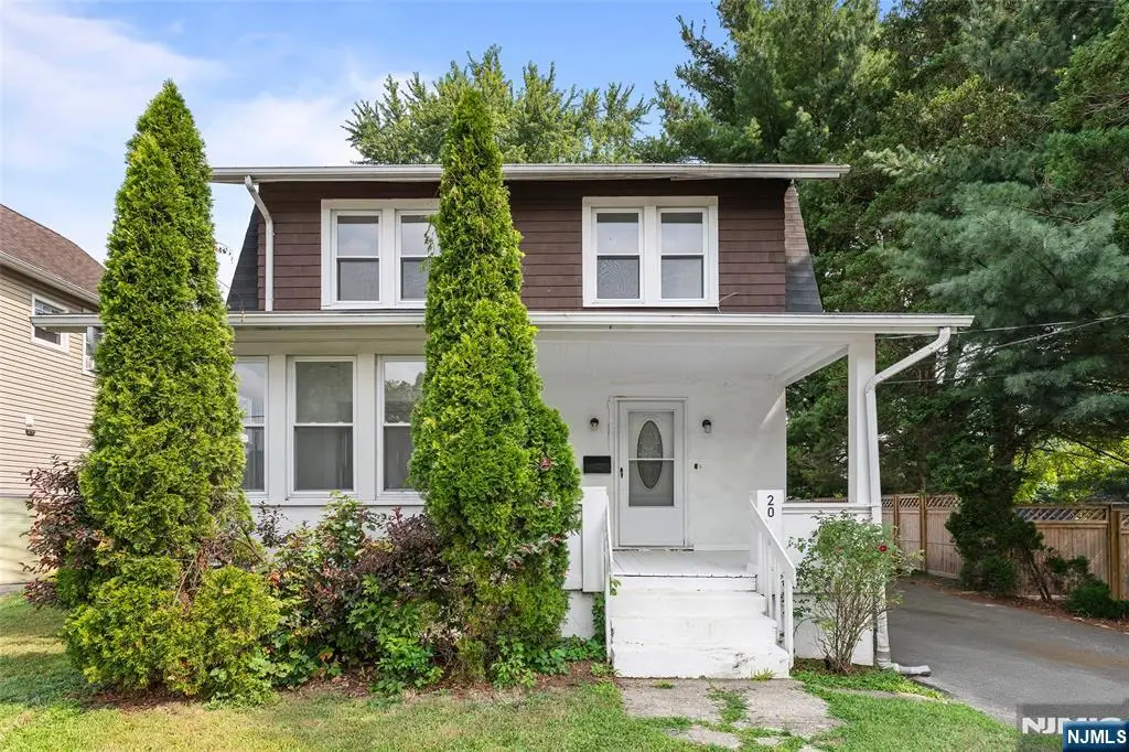 20 Orchard Street, Bloomingdale, NJ 07403 - #1