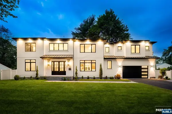 623 Alberta Drive, Paramus, NJ 07652