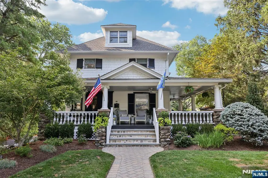 44 Washington Place, Ridgewood, NJ 07450 - Image #1