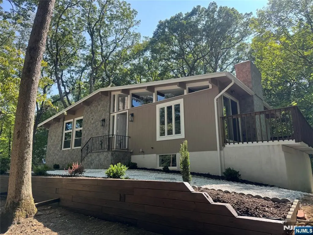 711 Indian Road, Wayne, NJ 07470 - Image #1