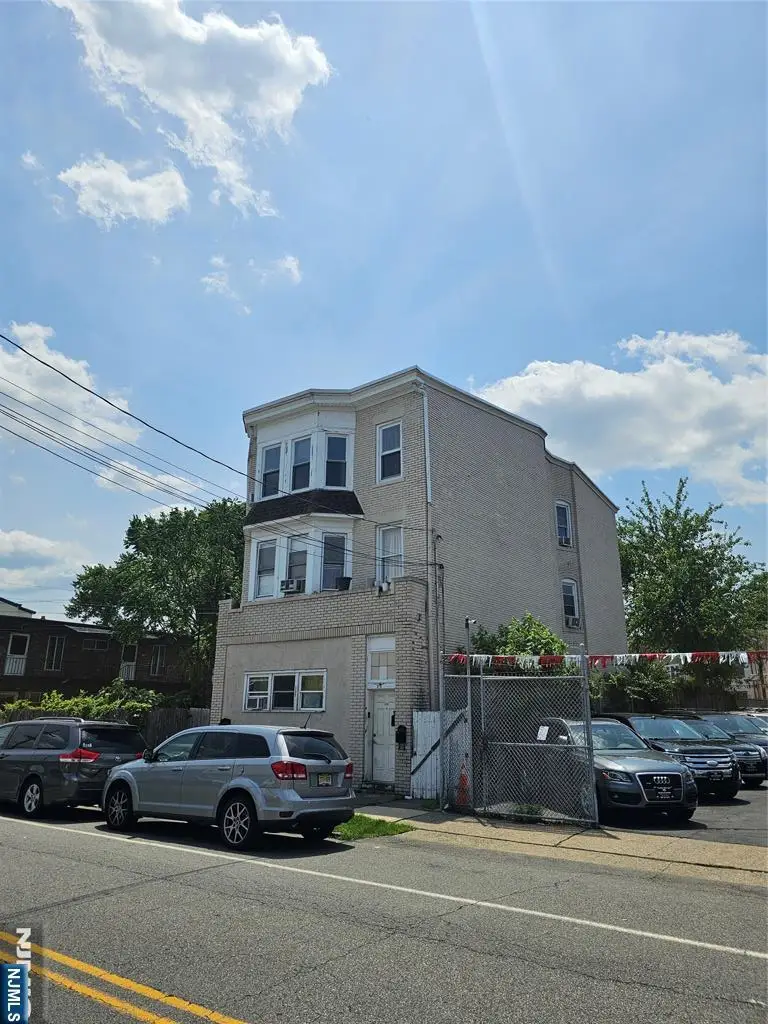 310-312 Vreeland Avenue, Paterson, NJ 07513 - Image #2
