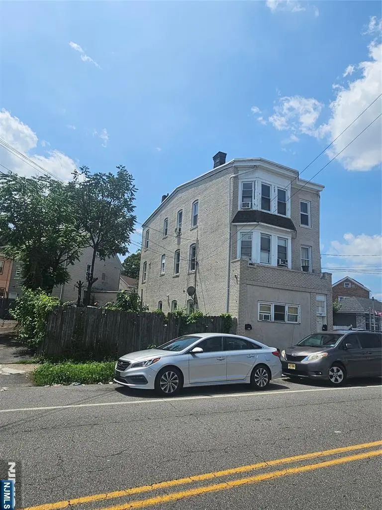 310-312 Vreeland Avenue, Paterson, NJ 07513 - Image #3