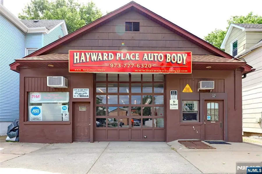 106-110 Hayward Place, Wallington, NJ 07057 - Image #2