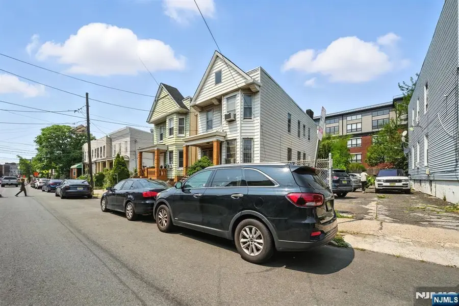 181 Tonnele Avenue, Jersey City, NJ 07306 - Image #2