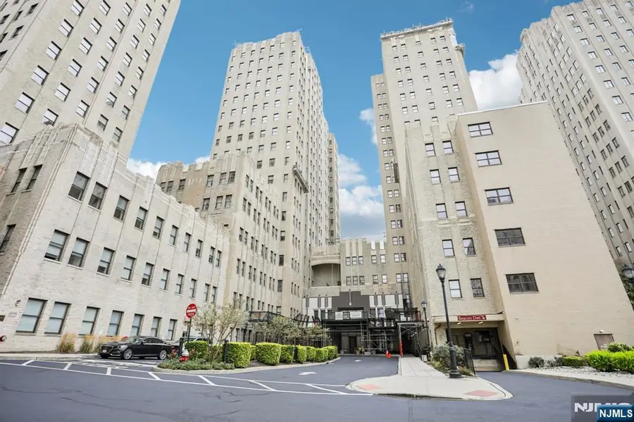 4 Beacon Way 900, Jersey City, NJ 07304 - Image #2