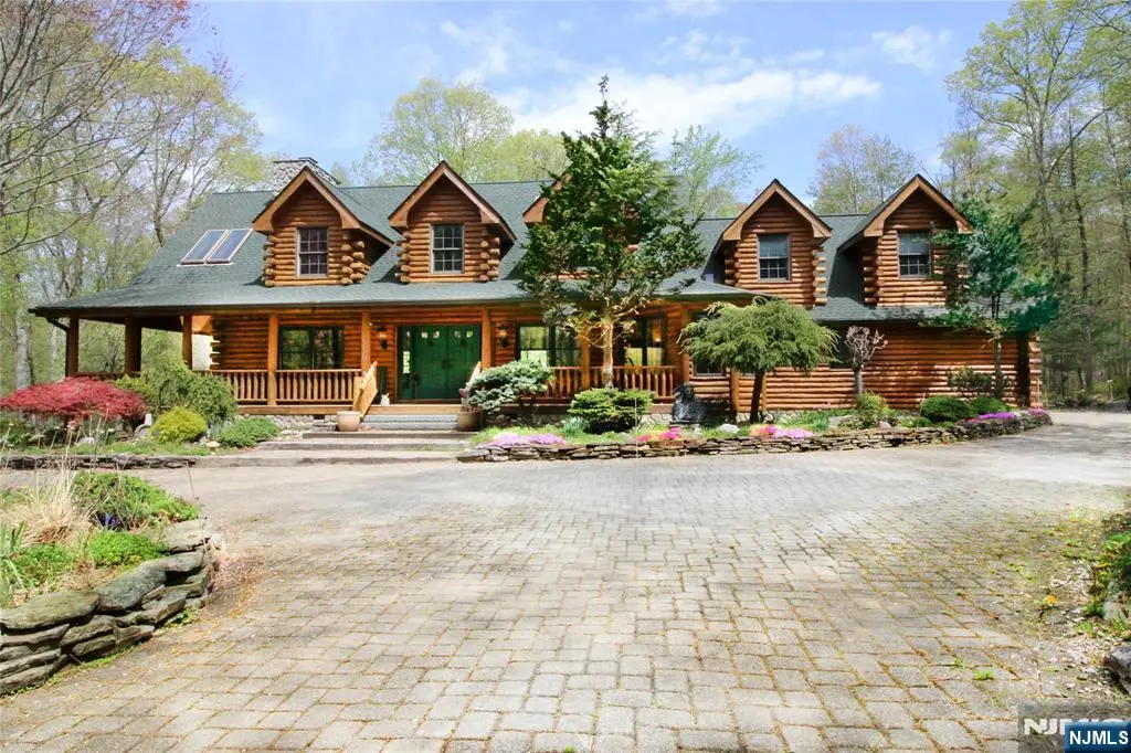 31 Kent Road, Newton, NJ 07860 - #1